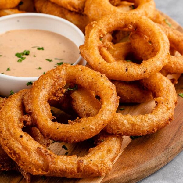 onion rings (x8)